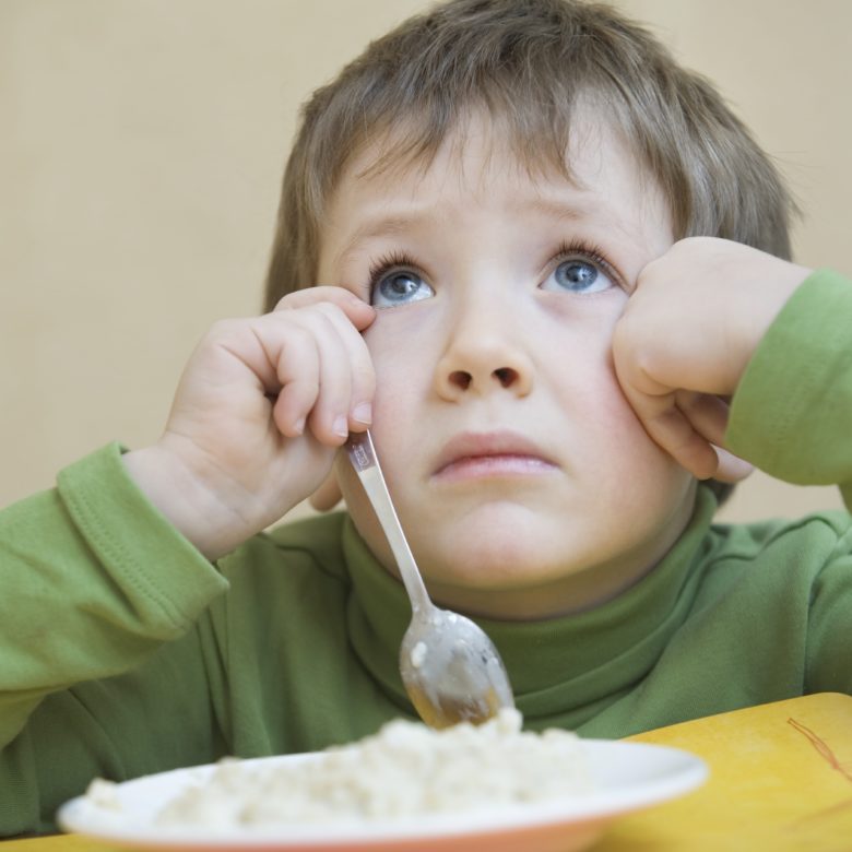 Seletividade Alimentar: Como a fonoaudiologia lida com Criança que não come!