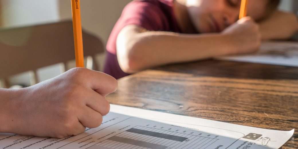 Meu Filho Entende as Letras, Mas Não Consegue Juntar as Sílabas: O Que Pode Ser?