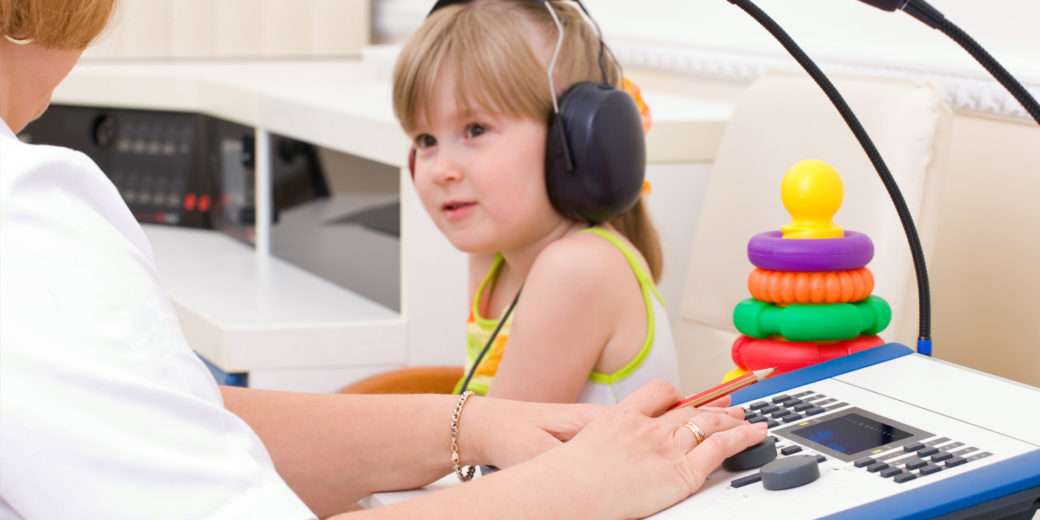 Fono especialista em síndrome de Down: a importância da terapia fonoaudiológica no desenvolvimento da criança