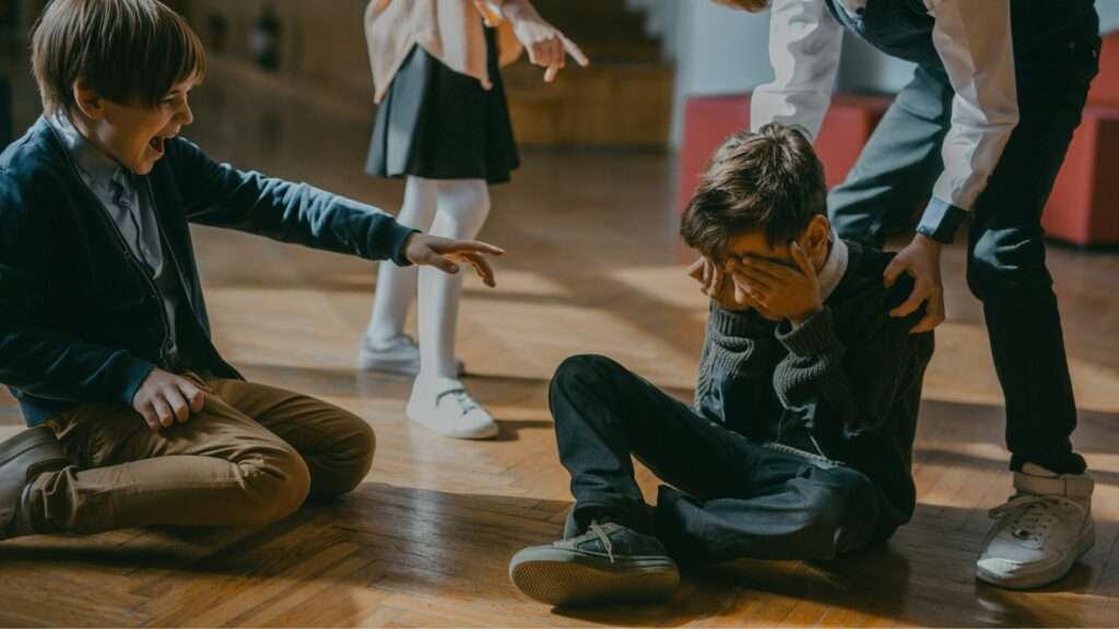 Meu filho sofre bullying na escola, o que fazer ?
