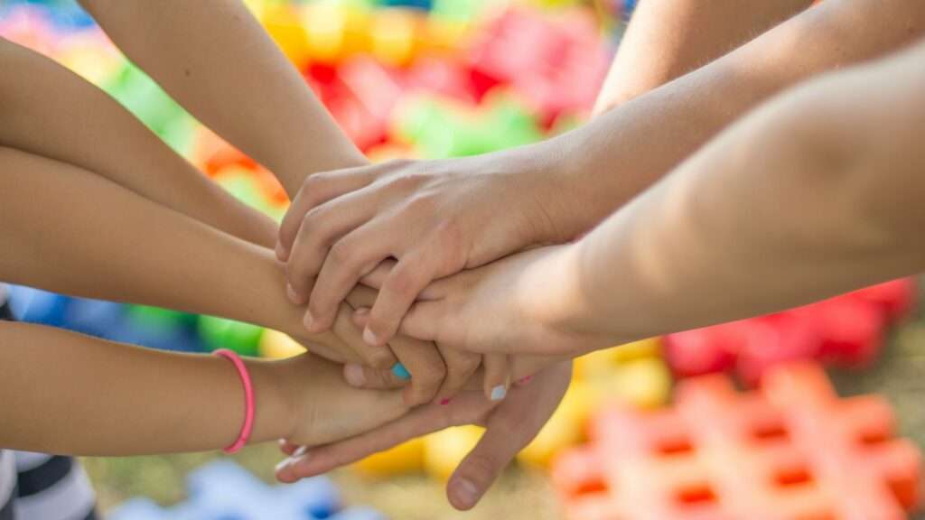 Grupo de Habilidades Sociais para Crianças Autistas e com Outras Dificuldades
