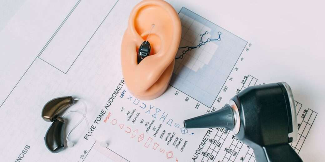 Implante coclear e a fala: como desenvolver a comunicação da criança